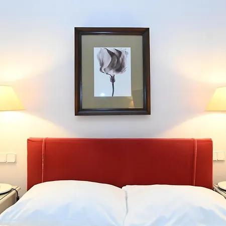Bischofshof Am Dom Hotel 4*