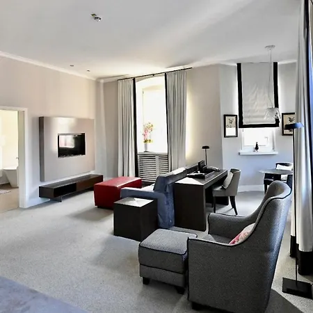 Bischofshof Am Dom Hotel 4*